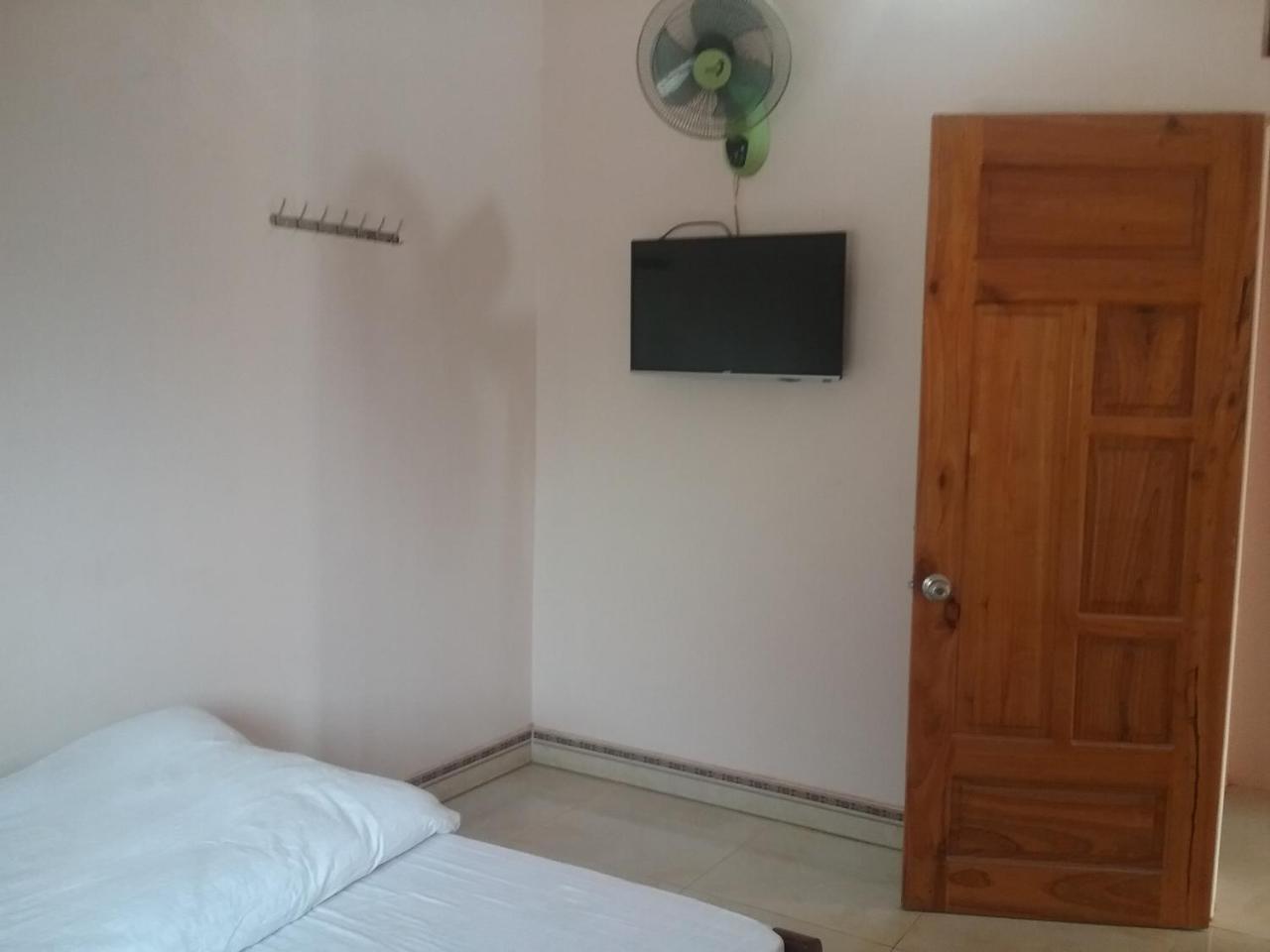 Thac Ba Family Homestay Ho To Exterior foto